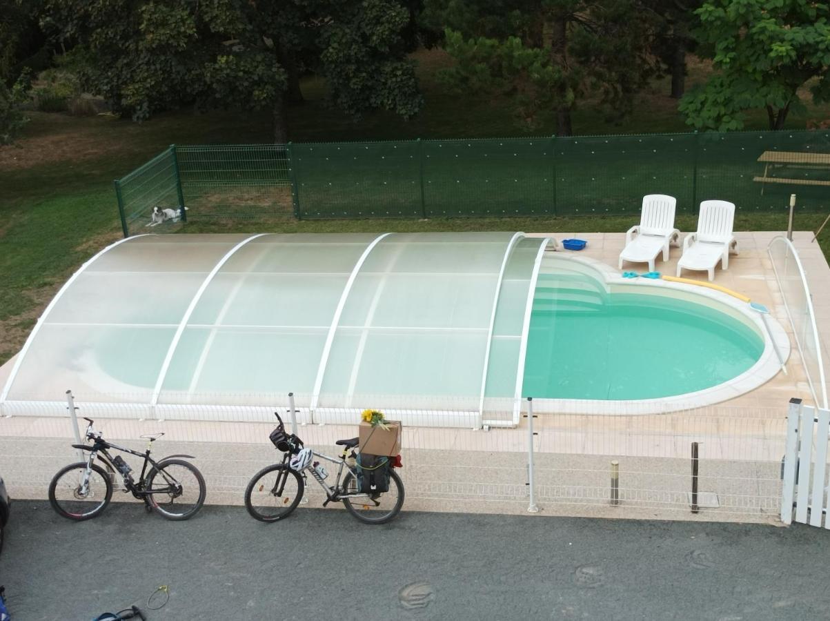 Saint-Hilaire-la-Palud Le Logis De Lange Apt Les Aigrettes מראה חיצוני תמונה